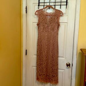 Dusty Rose fitted lace dress, Women's M/L
